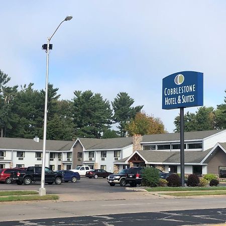 Cobblestone Hotel & Suites - Wisconsin Rapids Bagian luar foto