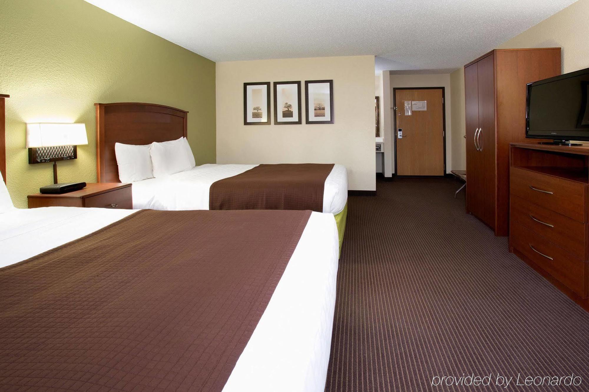 Cobblestone Hotel & Suites - Wisconsin Rapids Bagian luar foto